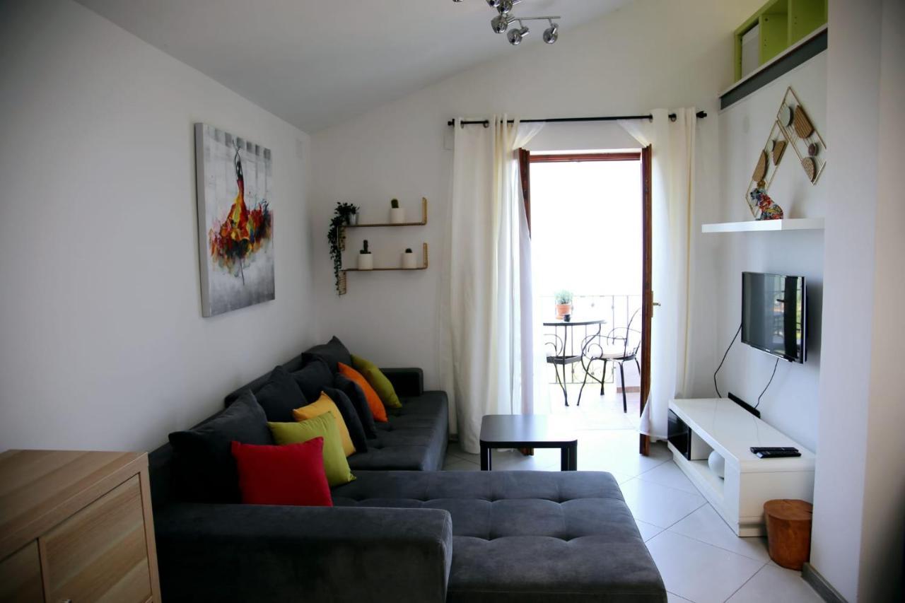 דירות Dobreć Apartman Tera מראה חיצוני תמונה